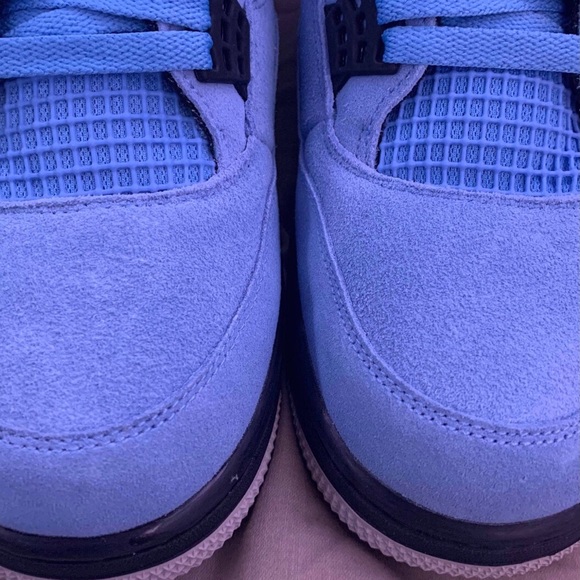 JORDANS 4 retro University blue size 4Y originals